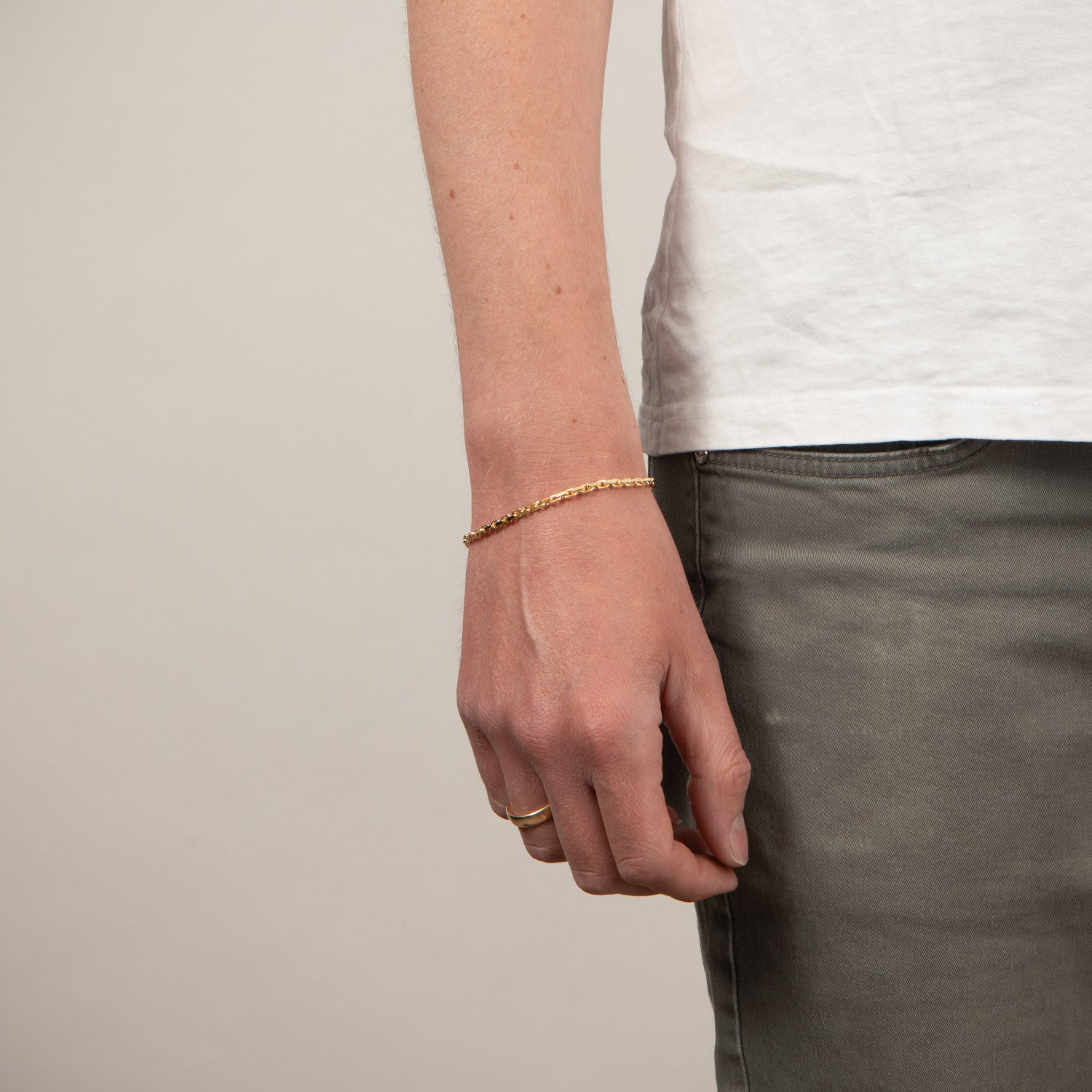 DETAIL213428
